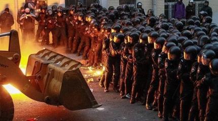 Что ожидает мир: годы восстаний, революций и переворотов Что ожидает мир: годы восстаний, революций и переворотов