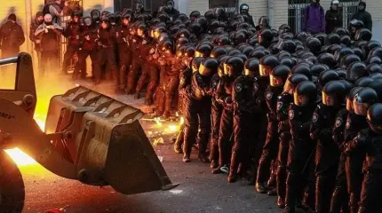 Что ожидает мир: годы восстаний, революций и переворотов Что ожидает мир: годы восстаний, революций и переворотов