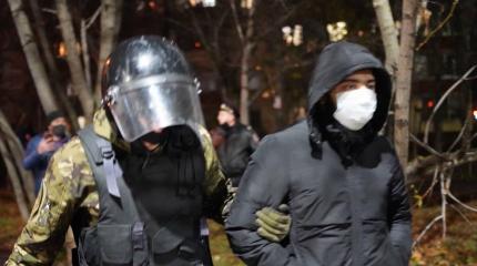 В Крыму задержали группу поддержки адвоката террористов В Крыму задержали группу поддержки адвоката террористов