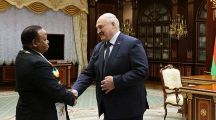 Белоруссия: гости из Зимбабве, послание Лукашенко и визги беглых Белоруссия: гости из Зимбабве, послание Лукашенко и визги беглых