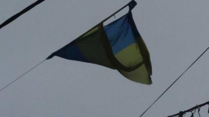 В Мариуполе с центральных улиц исчезли флаги Украины
