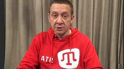 Беглый либерал Муждабаев обругал такого же либерала Шендеровича Беглый либерал Муждабаев обругал такого же либерала Шендеровича