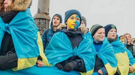 Подделанная история Украины, или живая цепь позора Подделанная история Украины, или живая цепь позора