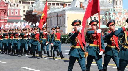 Господа, не троньте Парад в День Победы… Господа, не троньте Парад в День Победы…