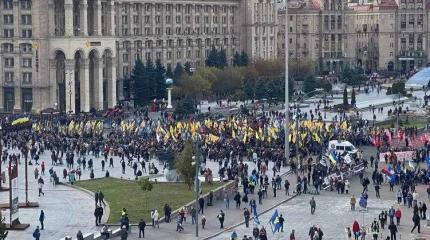 В Киеве «праздничная» зрадо-пэрэмога В Киеве «праздничная» зрадо-пэрэмога