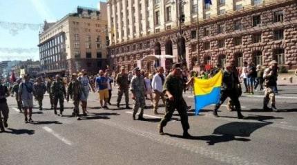 Украинские националисты отказались подчиняться Зеленскому Украинские националисты отказались подчиняться Зеленскому