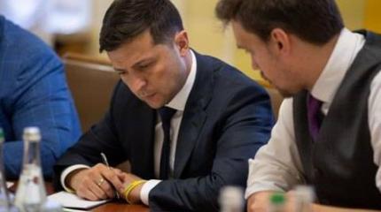 Указ Киева о гражданстве не оправдает надежд: Украину заполонят неонацисты Указ Киева о гражданстве не оправдает надежд: Украину заполонят неонацисты