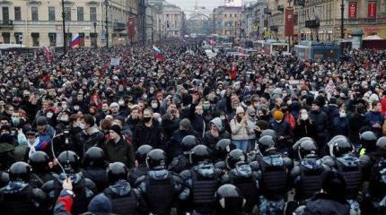 Стратегическая ошибка: эксперты о протестах сторонников Навального