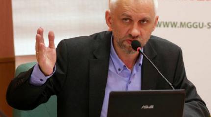 Владимир Шаповалов: Запад дал добро на смену элит на Украине Владимир Шаповалов: Запад дал добро на смену элит на Украине