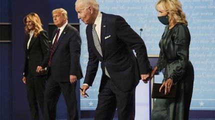 Россия не смогла бы дискредитировать США так, как сделали Трамп и Байден Россия не смогла бы дискредитировать США так, как сделали Трамп и Байден