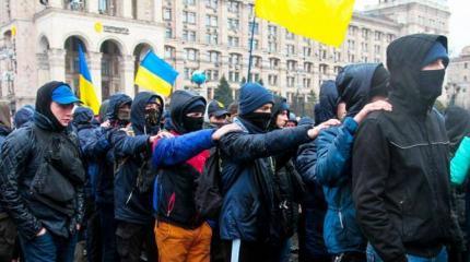 Украинский нацизм как разрыв с советским прошлым Украинский нацизм как разрыв с советским прошлым