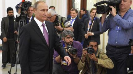 Путин встретился в Москве с главой КСИР Касемом Сулеймани Путин встретился в Москве с главой КСИР Касемом Сулеймани
