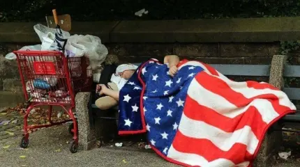 В США растёт всё: и военный бюджет, и уровень нищеты В США растёт всё: и военный бюджет, и уровень нищеты