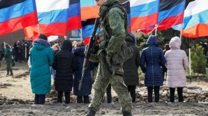 Информационная война: почему восточная Украина и Донбасс поддерживают РФ Информационная война: почему восточная Украина и Донбасс поддерживают РФ