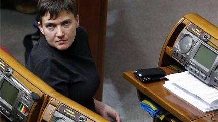Из Наденьки в предатели: Савченко способна потрясти режим Порошенко Из Наденьки в предатели: Савченко способна потрясти режим Порошенко