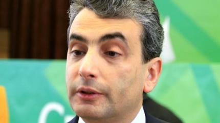 Шлосберг рассказал о новом сценарии для Крыма на «Дожде» Шлосберг рассказал о новом сценарии для Крыма на «Дожде»