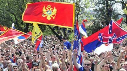 Демонстранты в Черногории скандировали «НАТО – убийца!», «Россия! Путин!»
