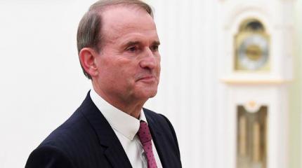 Непонятно, зачем нам опять пытаются впихнуть Медведчука Непонятно, зачем нам опять пытаются впихнуть Медведчука