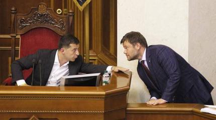 Команда Зеленского развяжет драку, но не спасет президента от свержения Команда Зеленского развяжет драку, но не спасет президента от свержения