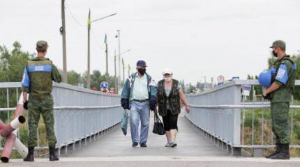 Под грохот белорусских событий война в Донбассе почти затихла Под грохот белорусских событий война в Донбассе почти затихла
