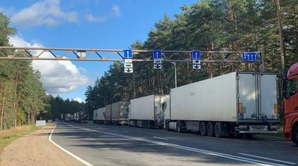 Кто виновен в заторах на границах Беларуси и ЕС: мнение властей и водителей Кто виновен в заторах на границах Беларуси и ЕС: мнение властей и водителей