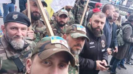 Боевики с Донбасса прибыли в Грузию. В их составе снайперы Боевики с Донбасса прибыли в Грузию. В их составе снайперы