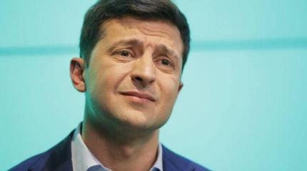 Зеленского отправляют в Париж как в последний путь Зеленского отправляют в Париж как в последний путь