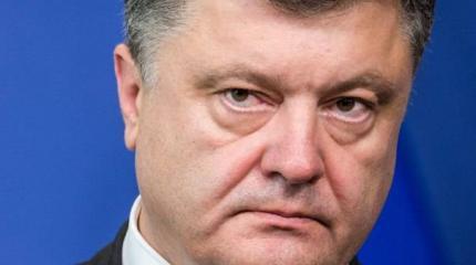 Запомните эту харю! Этот «человек» уничтожает историю Великой Победы Запомните эту харю! Этот «человек» уничтожает историю Великой Победы
