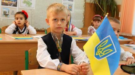 Языковой скандал с новой силой: в школе Днепра преподают на русском Языковой скандал с новой силой: в школе Днепра преподают на русском
