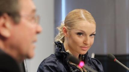 Волочкова: Я не озабочена политикой, просто разыграла пранкеров Волочкова: Я не озабочена политикой, просто разыграла пранкеров
