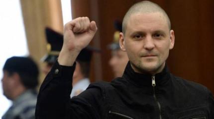 Лидер "Левого фронта" Сергей Удальцов заявил, что впредь будет голосовать за Путина Лидер "Левого фронта" Сергей Удальцов заявил, что впредь будет голосовать за Путина