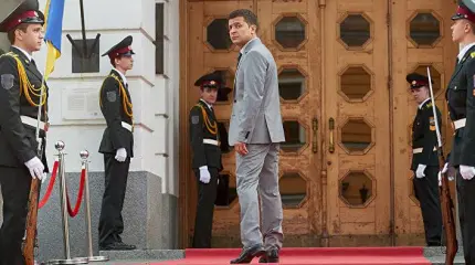 Триединый Зеленский - бог, царь и Богдан Хмельницкий Триединый Зеленский - бог, царь и Богдан Хмельницкий