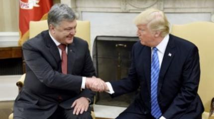 Американский фотошоп: за встречу с Трампом Порошенко заплатил полмиллиона Американский фотошоп: за встречу с Трампом Порошенко заплатил полмиллиона