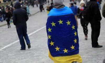 Опрос: все меньше украинцев хотят в Европу и НАТО