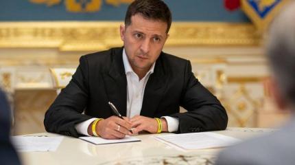 Украина окончательно становится «Антироссией» Украина окончательно становится «Антироссией»