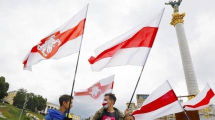 Киев хочет зайти в Крым через Беларусь Киев хочет зайти в Крым через Беларусь