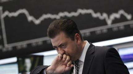 Слабый евро добавил оптимизма в ЕС, сильный доллар наводит ужас на Уолл-стрит Слабый евро добавил оптимизма в ЕС, сильный доллар наводит ужас на Уолл-стрит