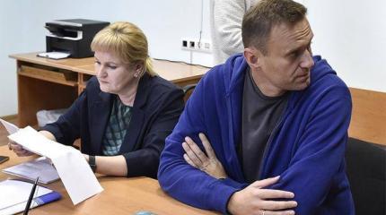 Дело против Навального: Одна башня Кремля наехала на другую Дело против Навального: Одна башня Кремля наехала на другую