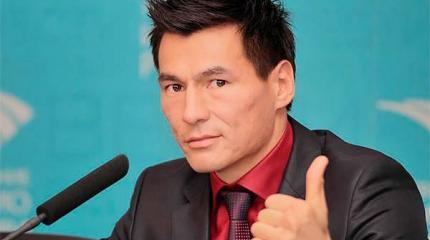 Кикбоксер Расул Мирзаев рассказал, за что уважает Путина Кикбоксер Расул Мирзаев рассказал, за что уважает Путина
