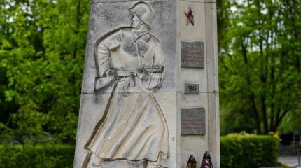 В Польше вступает в силу закон «о декоммунизации» В Польше вступает в силу закон «о декоммунизации»