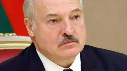 "Стреляли поверх голов". Лукашенко о ситуации на границе с Польшей "Стреляли поверх голов". Лукашенко о ситуации на границе с Польшей
