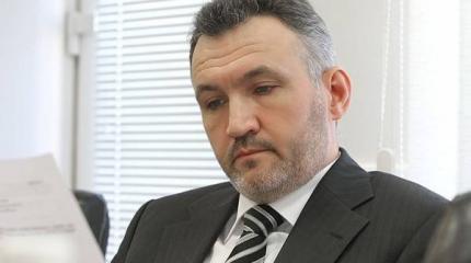 Ренат Кузьмин: Порошенко будут судить за вмешательство в церковные дела Ренат Кузьмин: Порошенко будут судить за вмешательство в церковные дела