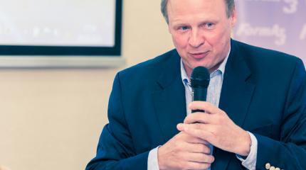 Гурнов придумал подходящий для Украины гимн: «Я утоплюсь в помойной яме» Гурнов придумал подходящий для Украины гимн: «Я утоплюсь в помойной яме»