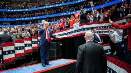 Спасти Америку. Трамп в роли Сталина Спасти Америку. Трамп в роли Сталина