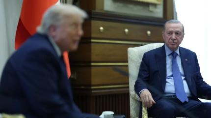Саммит НАТО в Анкаре: зачем Эрдоган улыбается Трампу?