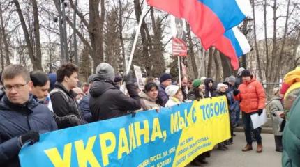«Партия заморозки СВО» рассчитывает на победу в Москве и Питере осенью