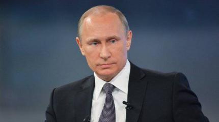 Путин: Запад любит Россию, только когда ей нужна гуманитарная помощь Путин: Запад любит Россию, только когда ей нужна гуманитарная помощь