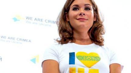 От Гайдар потребовали «снять кокошник» и «встать на колени» От Гайдар потребовали «снять кокошник» и «встать на колени»