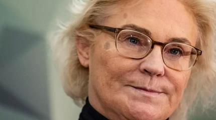 «Забери Шольца»: немцы приветствуют отставку министра обороны ФРГ Ламбрехт «Забери Шольца»: немцы приветствуют отставку министра обороны ФРГ Ламбрехт