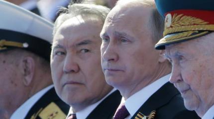 Владимир Путин и Нурсултан Назарбаев возложили цветы к обелискам городов-героев Киева и Одессы Владимир Путин и Нурсултан Назарбаев возложили цветы к обелискам городов-героев Киева и Одессы